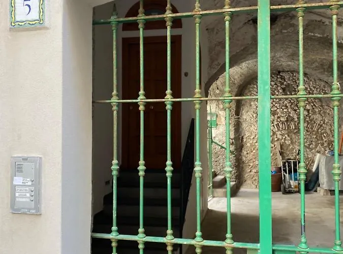 Posterus 5 Vakantiehuis Capri