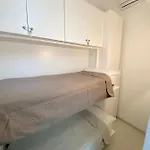 Posterus 5 * Капри
